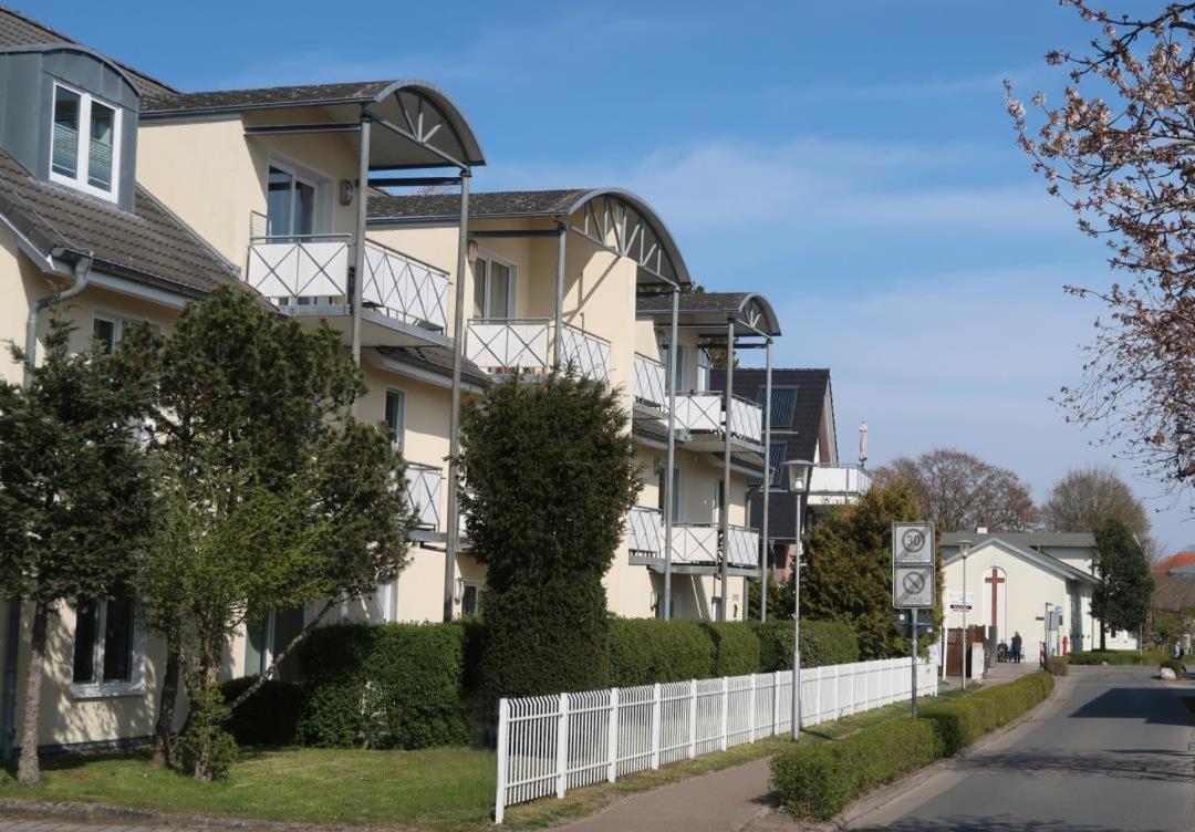 Wohnung 9 Meer-Ruhe Im Haus Stranddistel Komfortable Ferienwohnung Im 1 Og Fuer 4 Personen In Zingst Bagian luar foto